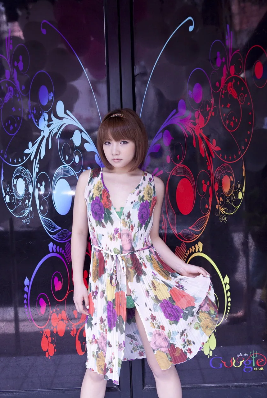 [Image.tv] Album ảnh "Handout" của Noro Kayo